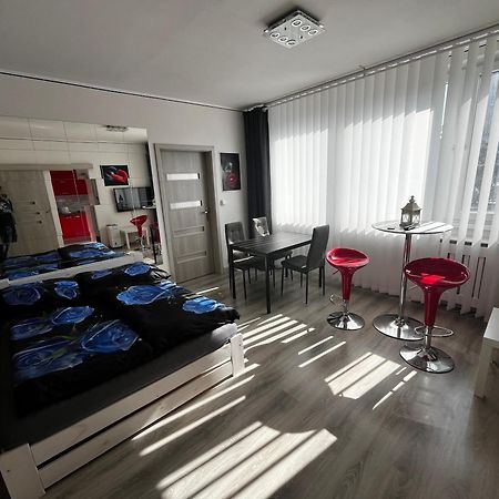 Monfas Apartment Barrandov Prague Luaran gambar