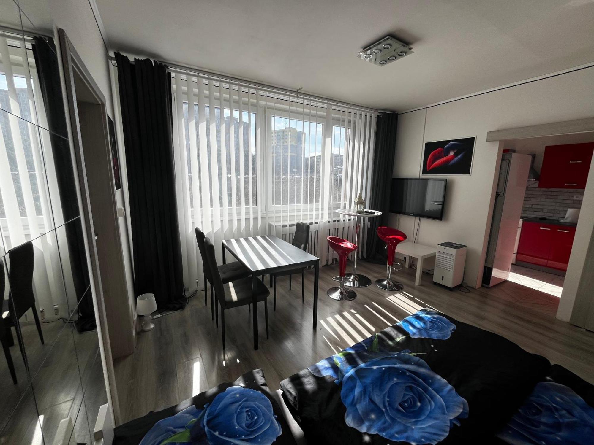 Monfas Apartment Barrandov Prague Luaran gambar